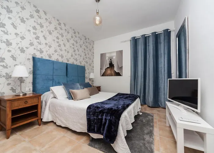 Luxury Sea Front 公寓