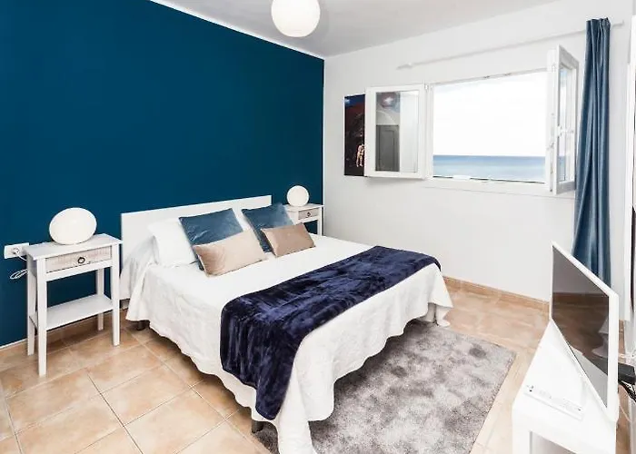 Luxury Sea Front Διαμέρισμα *