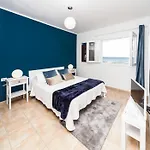 Luxury Sea Front Lejlighed *